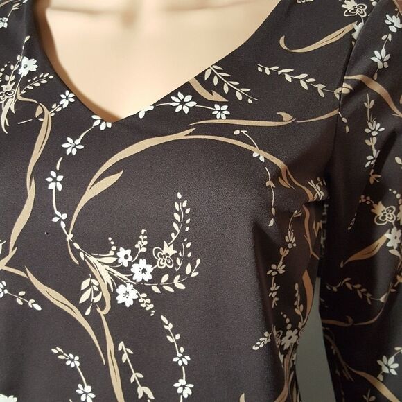 The Limited Stretch top, 3/4 sleeves M - Picture 2 of 3